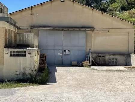 entrepôt avec terrain à louer à gémenos - 1000m2