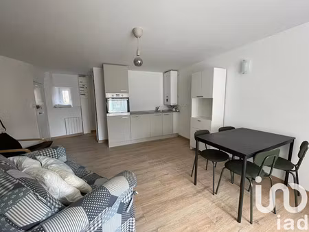 location meublée appartement 1 pièce 26 m² à saint-bonnet-le-château (42380)  470 €