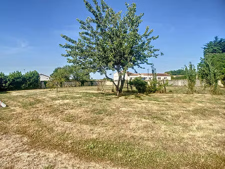 terrain la bretonniere la claye