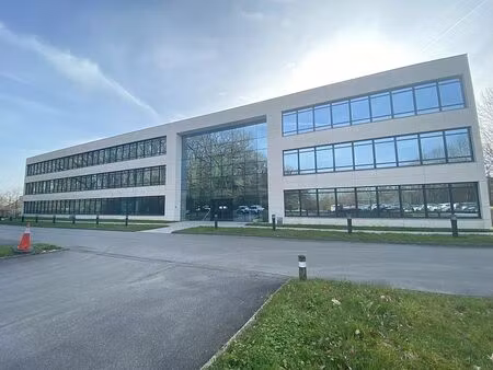 vente bureau orvault 2 979 m²