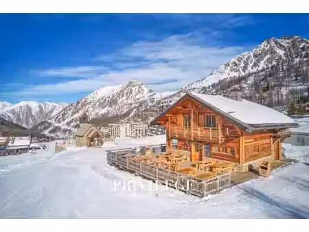 chalet d'exception à isola 2000-terrasse panoramique aux pieds des pistes et vue...