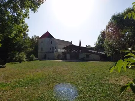 vente propriété 11 pièces 310 m2 à noyers