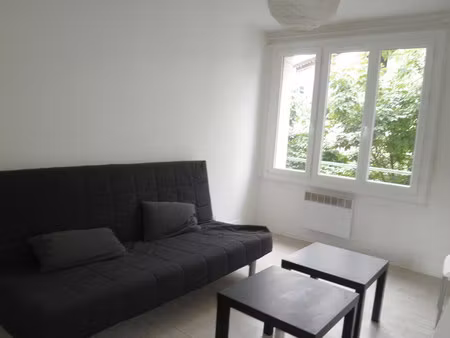 location appartement 1 pièce 25m² chambery 73000