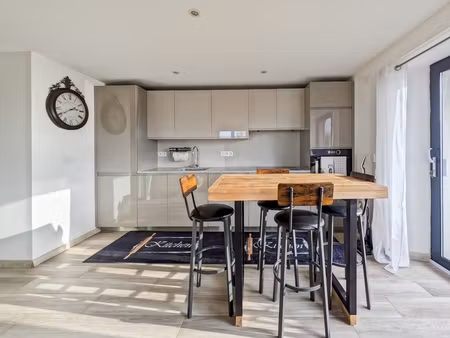 dpt haute savoie (74)  à vendre contamine sur arve appartement t3 de 51 16 m2 entièrement 