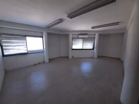 location bureau 2 pièces 49 m² à marseille 16 (13016)