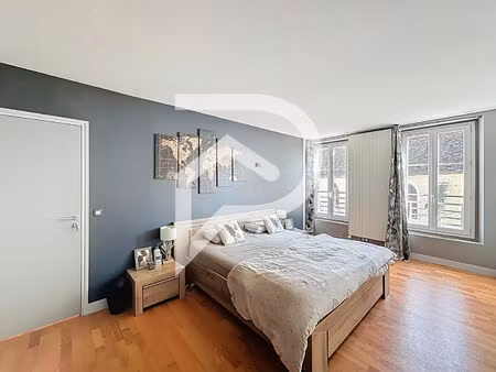 immeuble mezieres en drouais de 316 m2