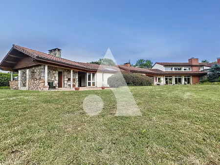 demeure de prestige à 5 minutes de montrond-les-bains de 6 pièce(s) 470 m²