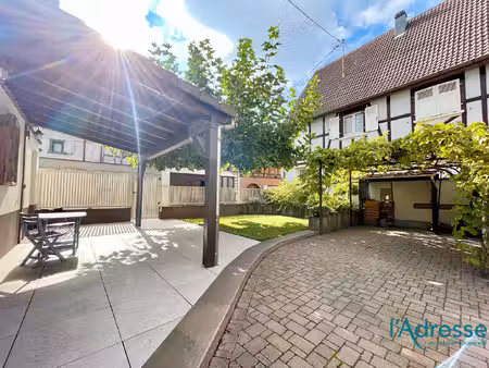 vente maison 7 pièces  176.90m²  sainte