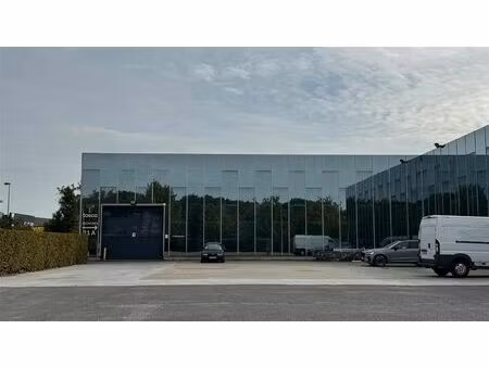 polyvalent bedrijfspand aartselaar