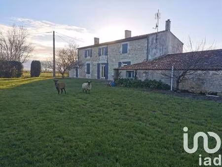 vente maison à marans (17230) : à vendre / 212m² marans