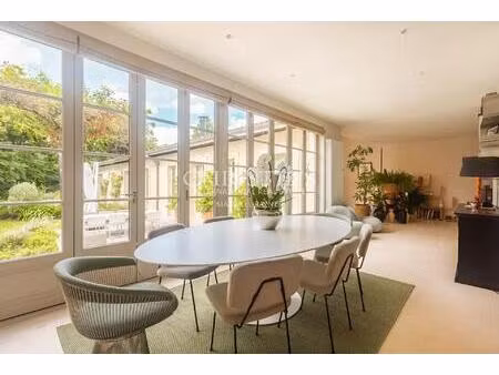 cauderan - elégante maison en pierre  piscine  jardin et stationnement