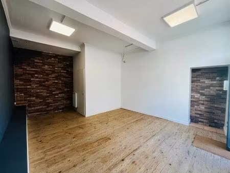 location commerce 1 pièce 25 m² à villefranche-de-lauragais (31290)