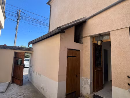 maison montereau fault yonne 4 pièce(s) 75 m2