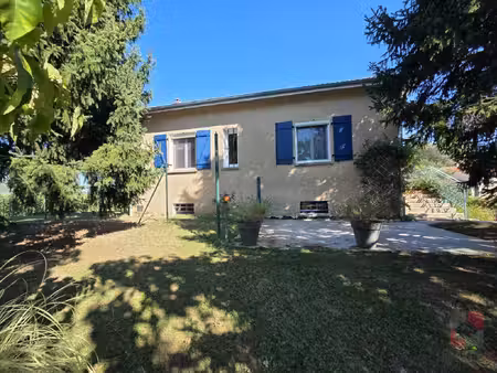 maison 2 chambres sur sous-sol