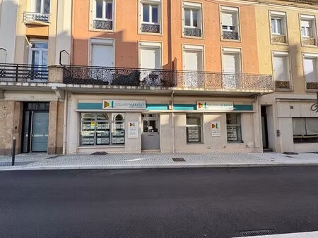 location commerce 83 m² à roanne (42300)