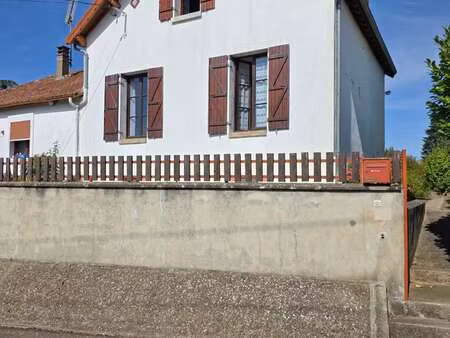 vente maison à gien (45500) : à vendre / 51m² gien