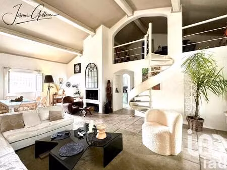 vente maison à la môle (83310) : à vendre / 157m² la môle