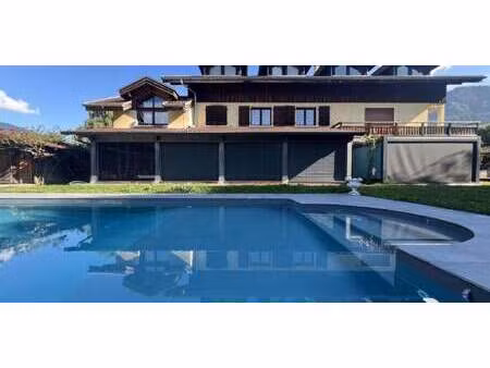 propriété avec piscine et jardin thyez (74)