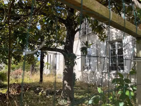 vente maison 7 pièces 246 m² à saint-hilaire-la-palud (79210)  98 280 €