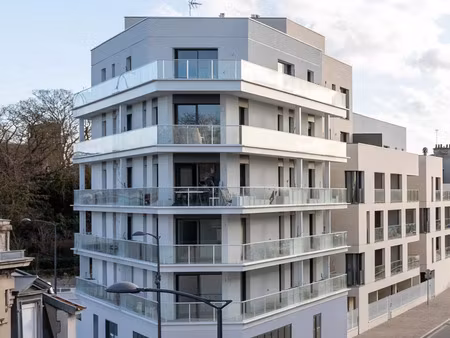 vente commerce 114 m² reims (51100)