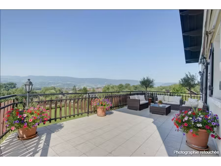 maison saint-eusèbe 7 pièces 342 m2