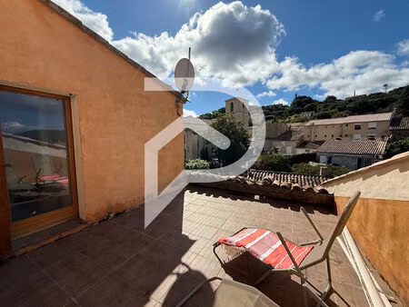 maison de village a rénover et appartement terrasse et garage au coeur du village