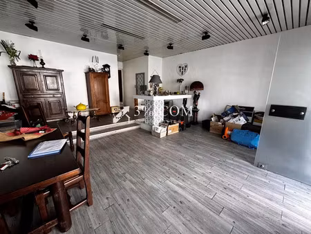 vente maison 7 pièces 135 m² à raismes (59590)  106 000 €