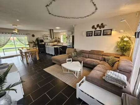 vente maison 6 pièces 155 m² à escurolles (03110)  244 950 €