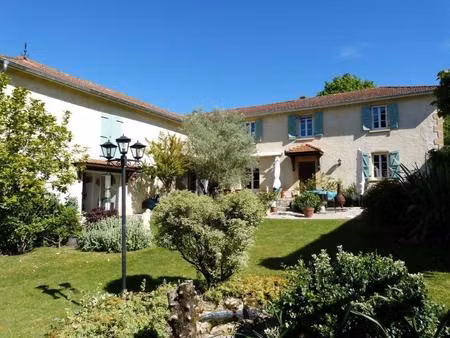 à vendre  proche de trie-sur-baïse (gers/hautes-pyrénées): belle maison rénovée avec 4...
