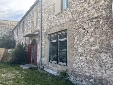 local commercial à louer