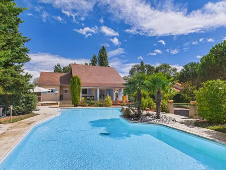 clarté  qualité  architecture audacieuse et ergonomie : cette maison coche toutes les case