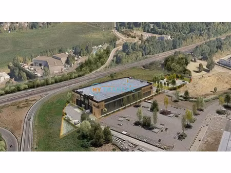 location local industriel 1684 m² à villeparisis (77270)