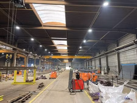 local d'activités à vendre