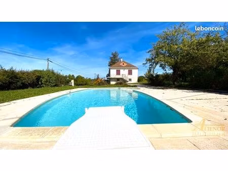 maison 7 pièces 170 m²