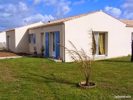 maison 80 m² rochemaure