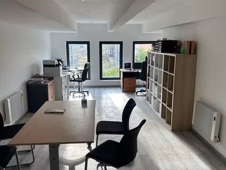 location local entrepôt de stockage