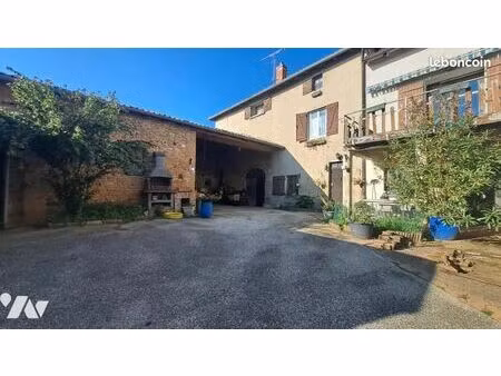 maison 6 pièces 192 m²