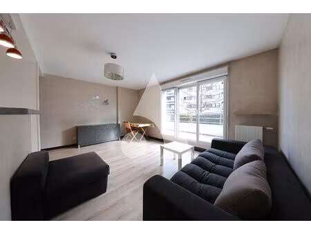 appartement 3 pieces terrasse + parking evry village vendu loué