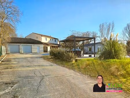 volumes rares  piscine et grand terrain : une vraie maison de famille aux portes d’alès