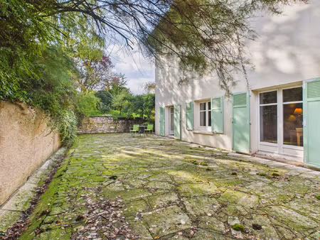 grande propriété avec terrain - coutures