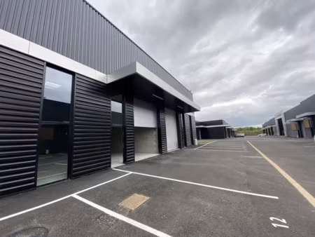 local d'activite 178 m² le jeroboam