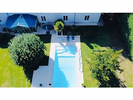 propriété maison de maitre à chatellerault (86)