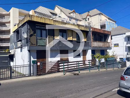 ensemble immobilier hyper centre-ville tampon