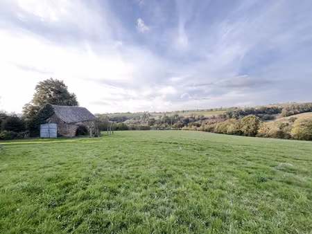 grange à rénover avec 15 600m2 de terrain