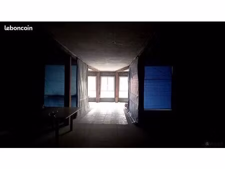 loft 1 pièce 130 m²