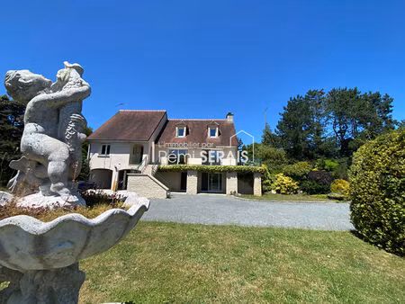 maison 210 m² avec terrain de 9 467 m² ? proche falaise