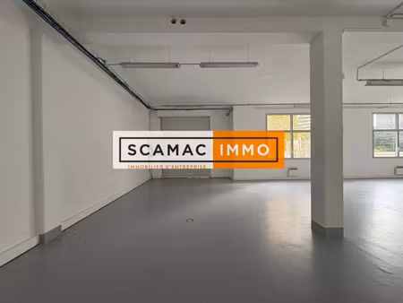 local d'activités de 350m²