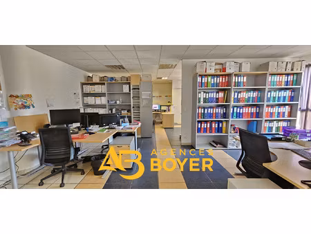 murs de bureaux zone artisanale des playes six-fours