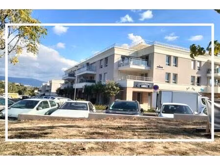 parkings exterieurs 12 5 m² : sianeo