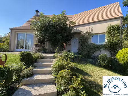 maison contemporaine avec vue sur la campagne